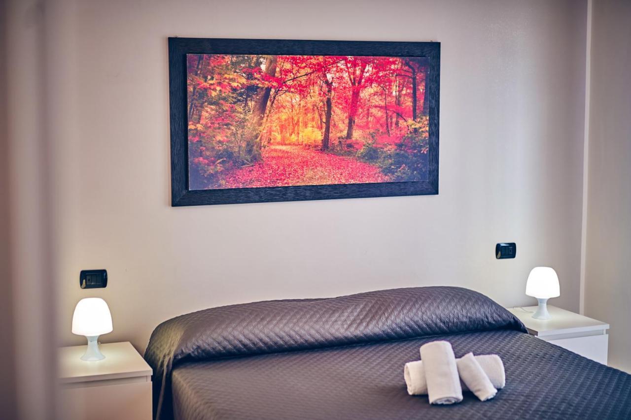 Travelershome 7Metri Guesthouse Ciampino Exterior photo