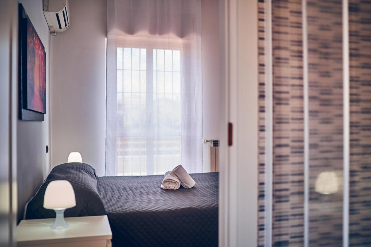 Travelershome 7Metri Guesthouse Ciampino Exterior photo
