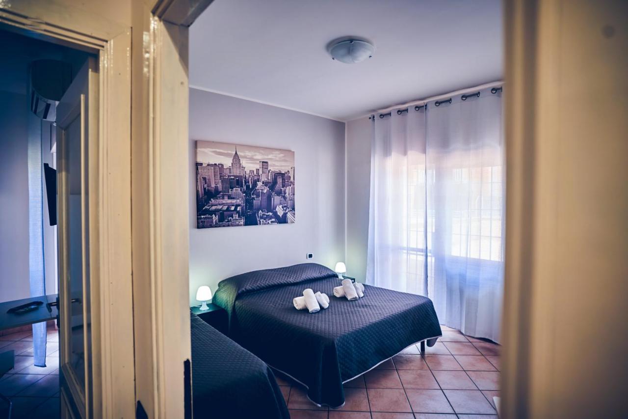 Travelershome 7Metri Guesthouse Ciampino Exterior photo
