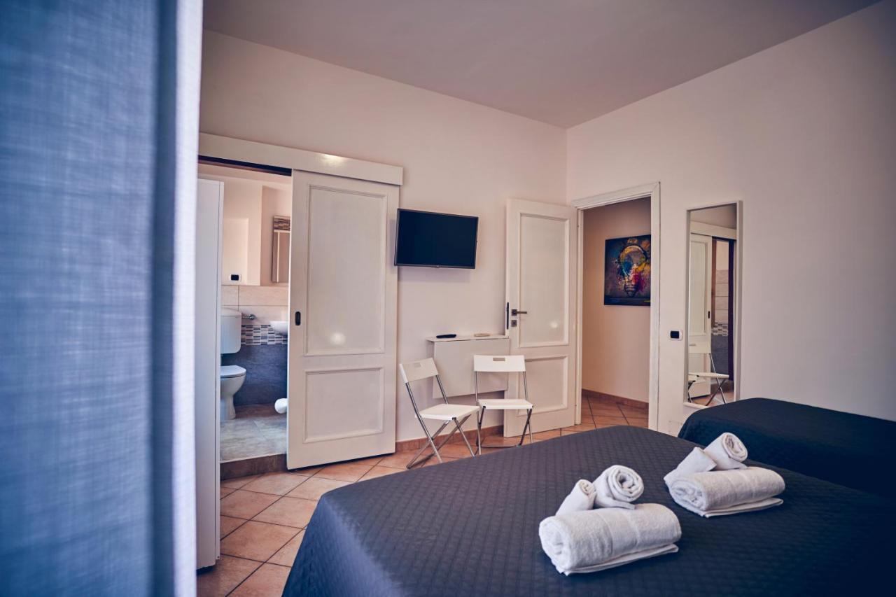 Travelershome 7Metri Guesthouse Ciampino Exterior photo