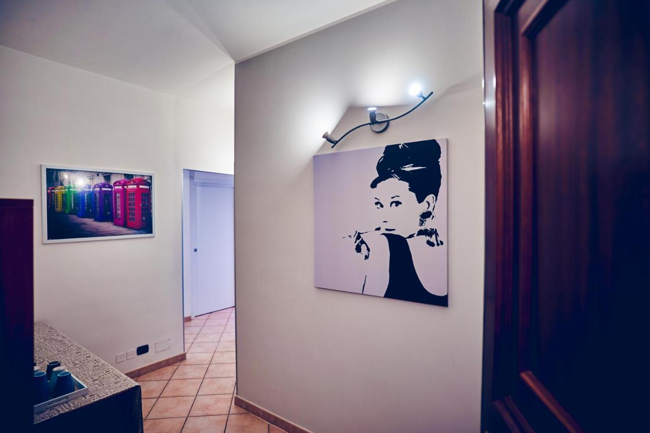 Travelershome 7Metri Guesthouse Ciampino Exterior photo