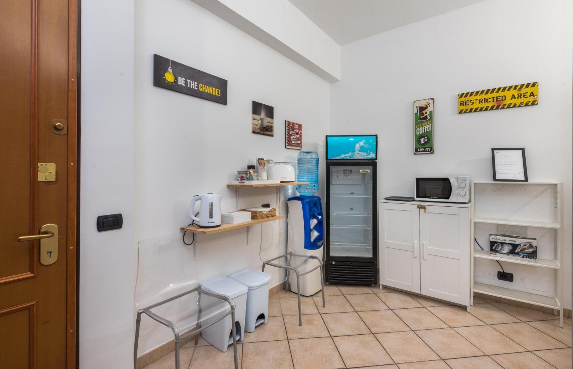 Travelershome 7Metri Guesthouse Ciampino Exterior photo
